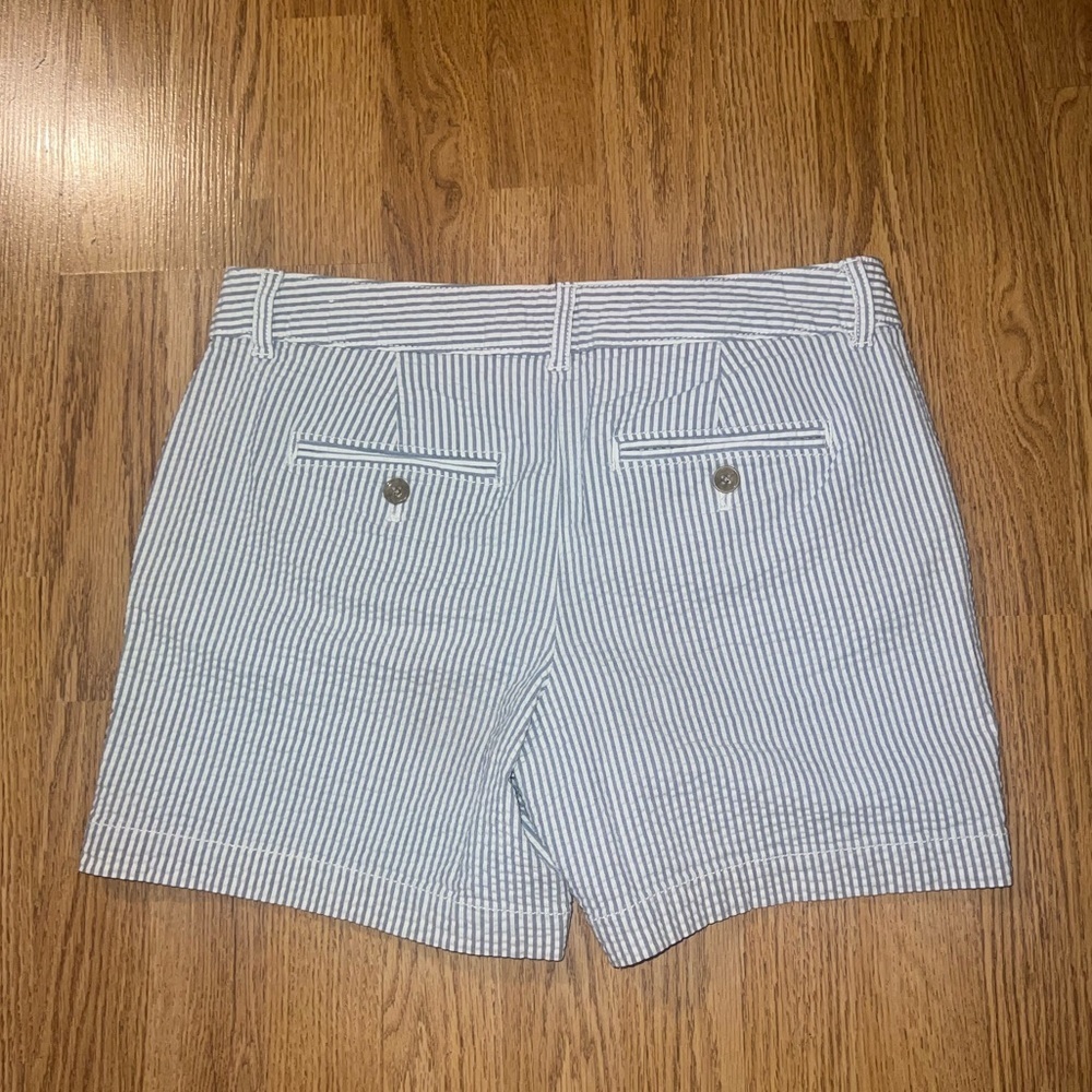 LOFT Shorts - Picture 3 of 3